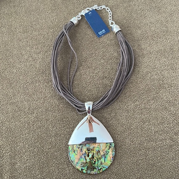 NWT Vineyard Haven Rope Necklace With Pendant - Picture 1 of 4
